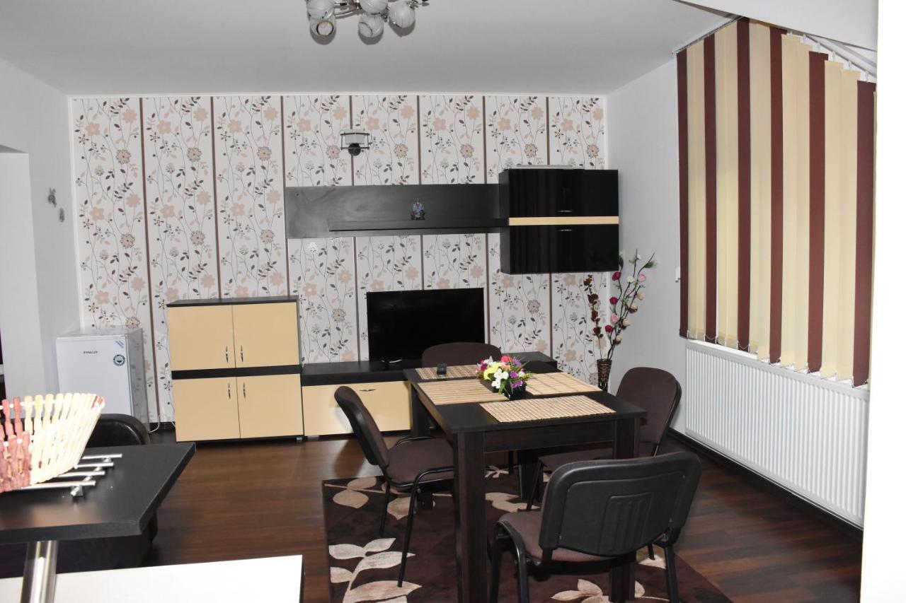 Hotel Apartament Eldya Comfort&Suites Predeal Eksteriør billede