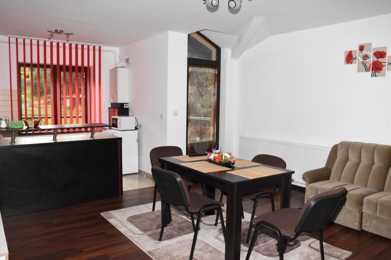 Hotel Apartament Eldya Comfort&Suites Predeal Eksteriør billede